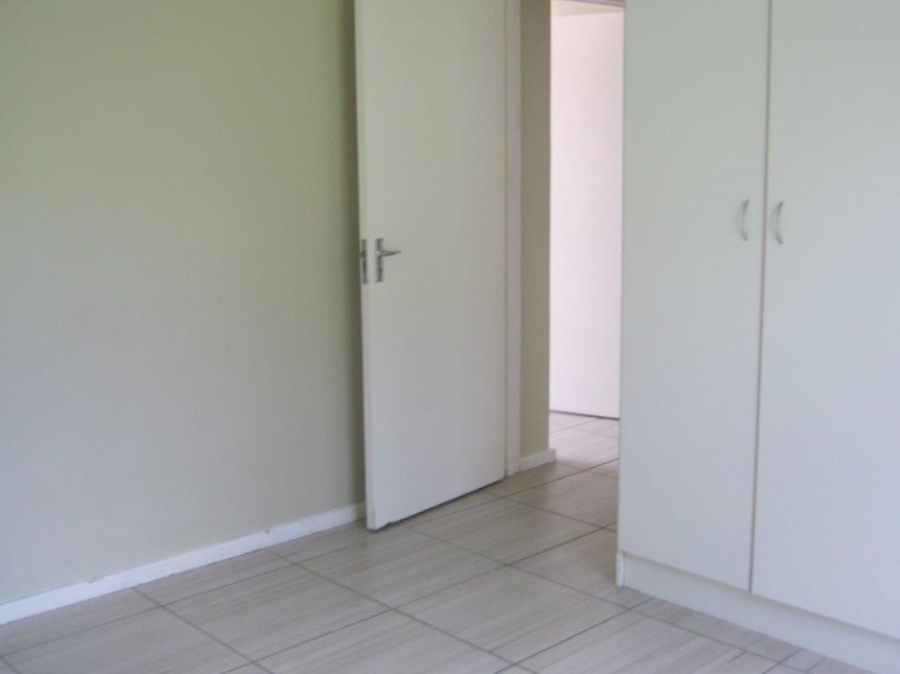 To Let 3 Bedroom Property for Rent in Fernwood Western Cape